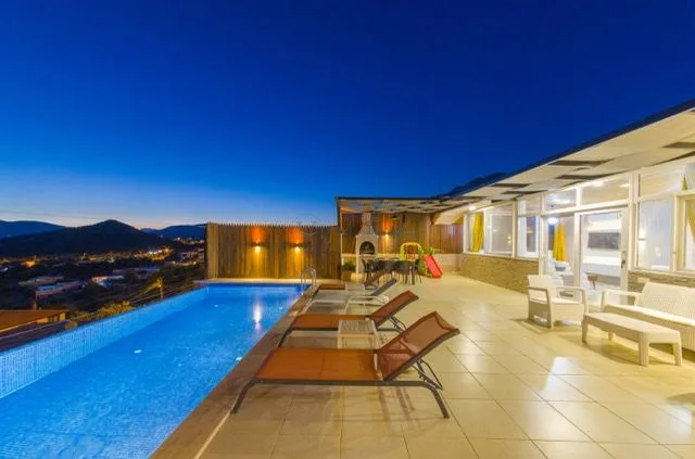Villa Favori 1