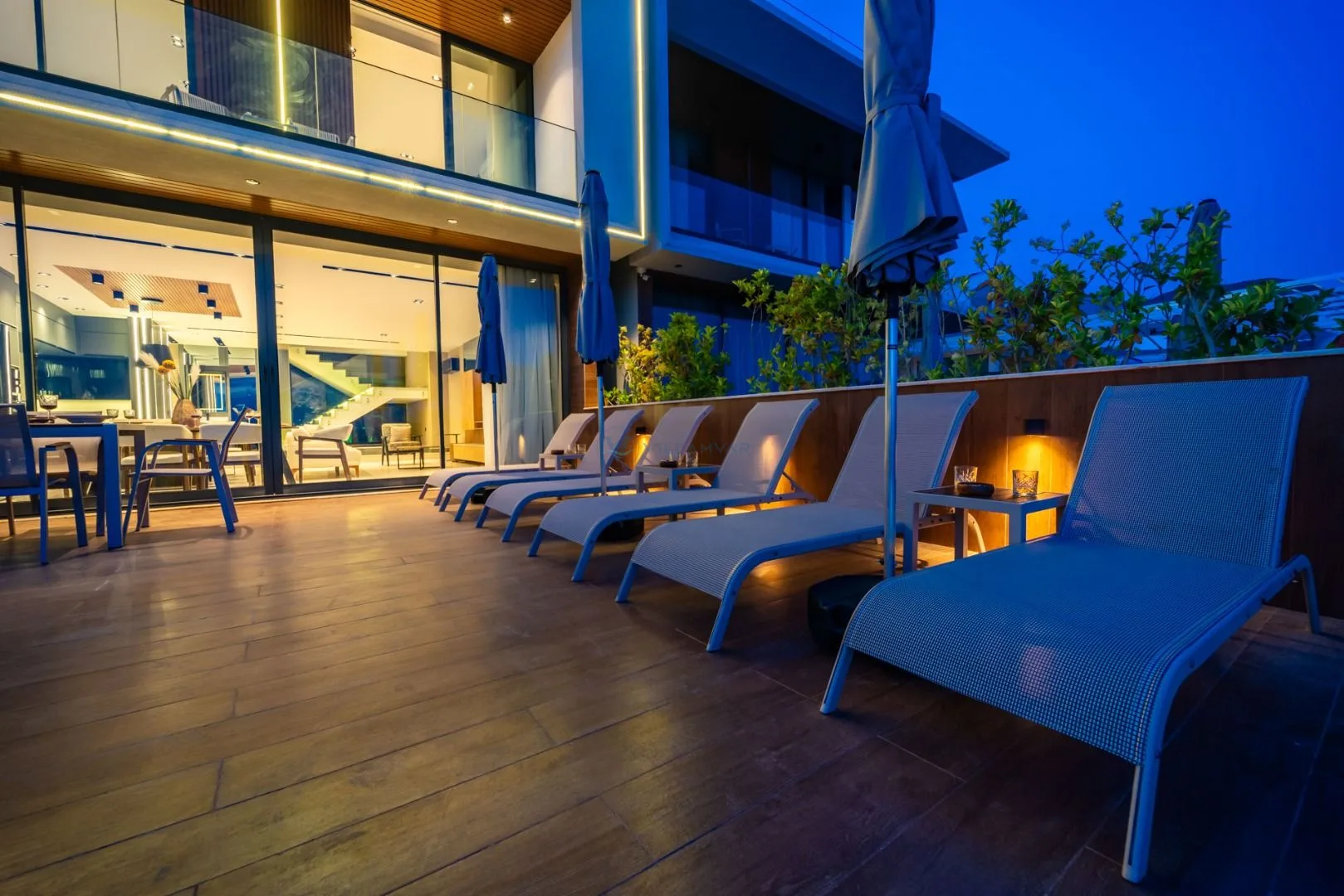 Villa Aura D