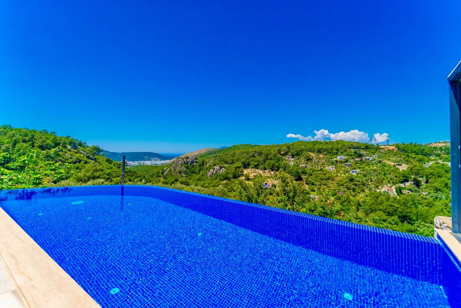 Villa Tropik