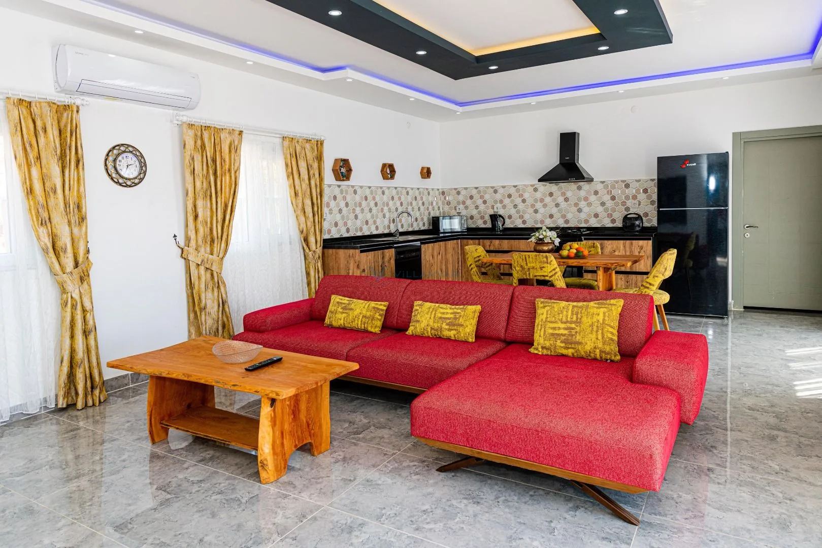 VR Villa Nazo