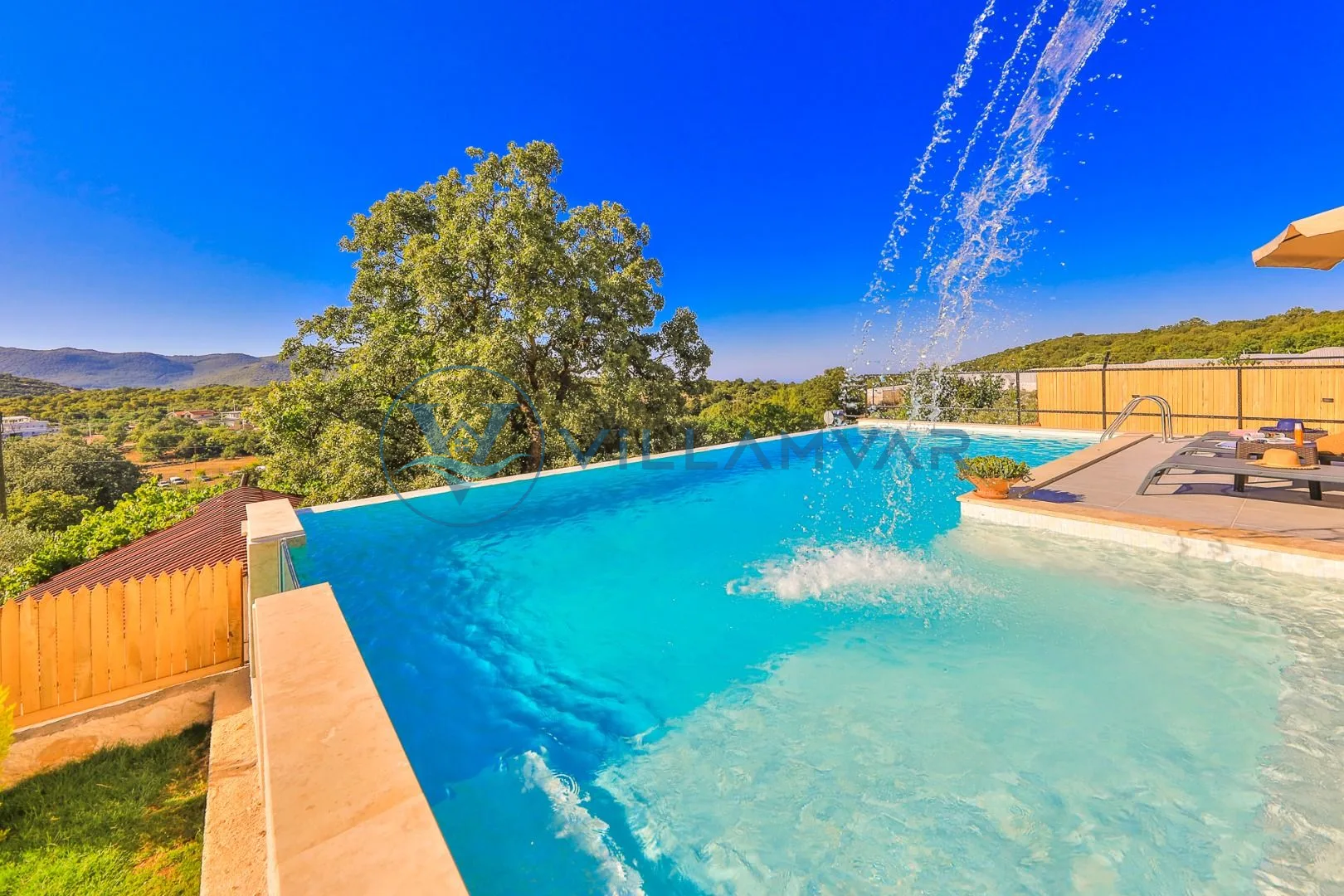 Villa Luz-Villa Lares
