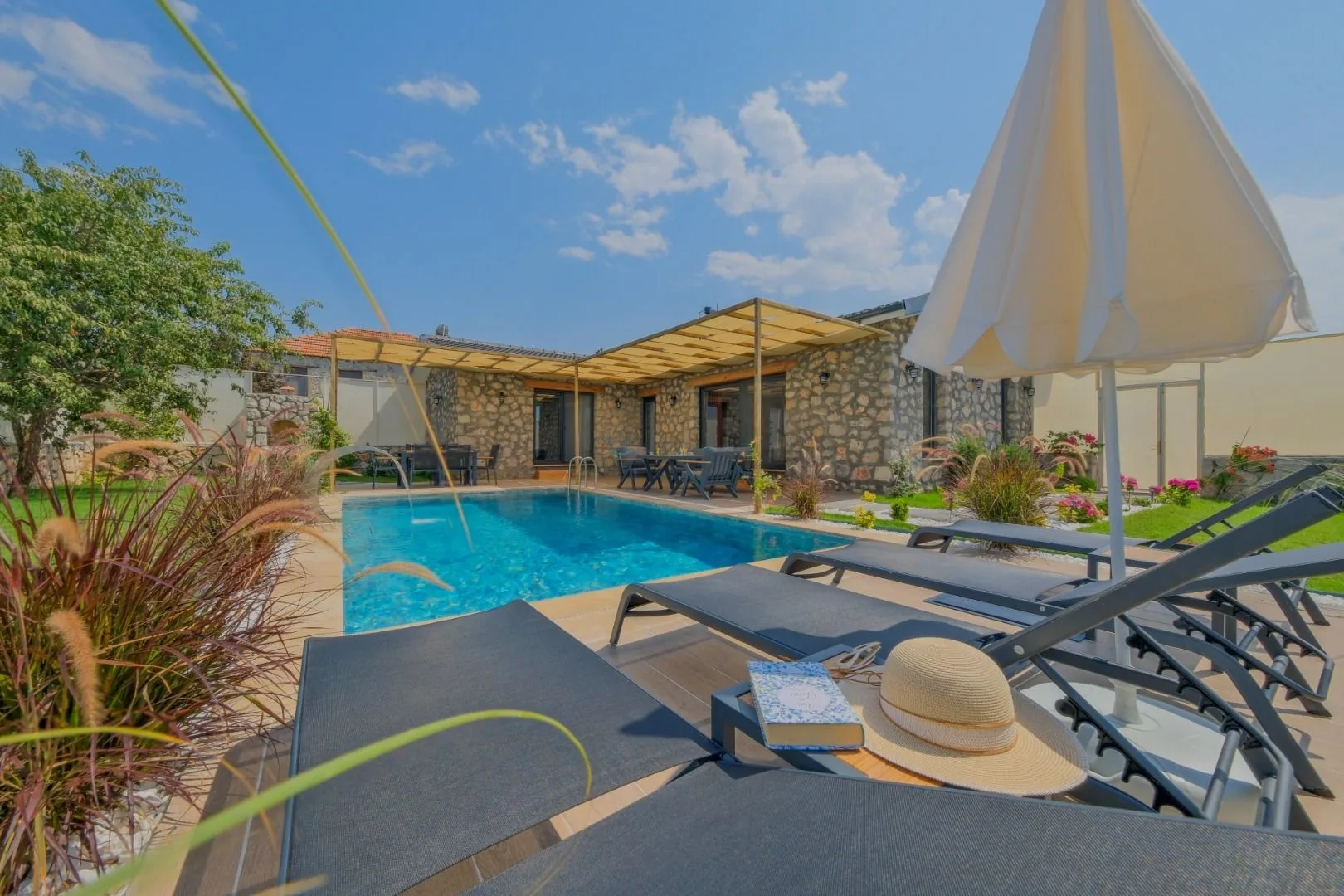 Villa İris
