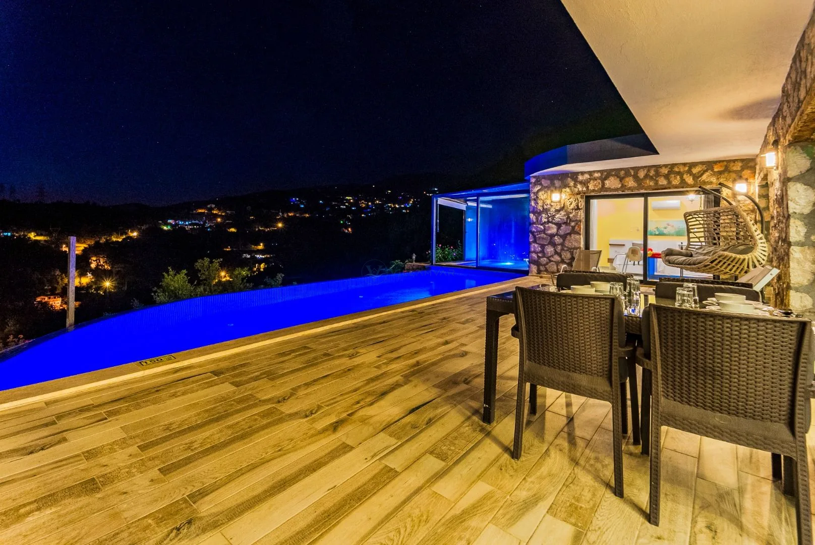 Villa Tropik