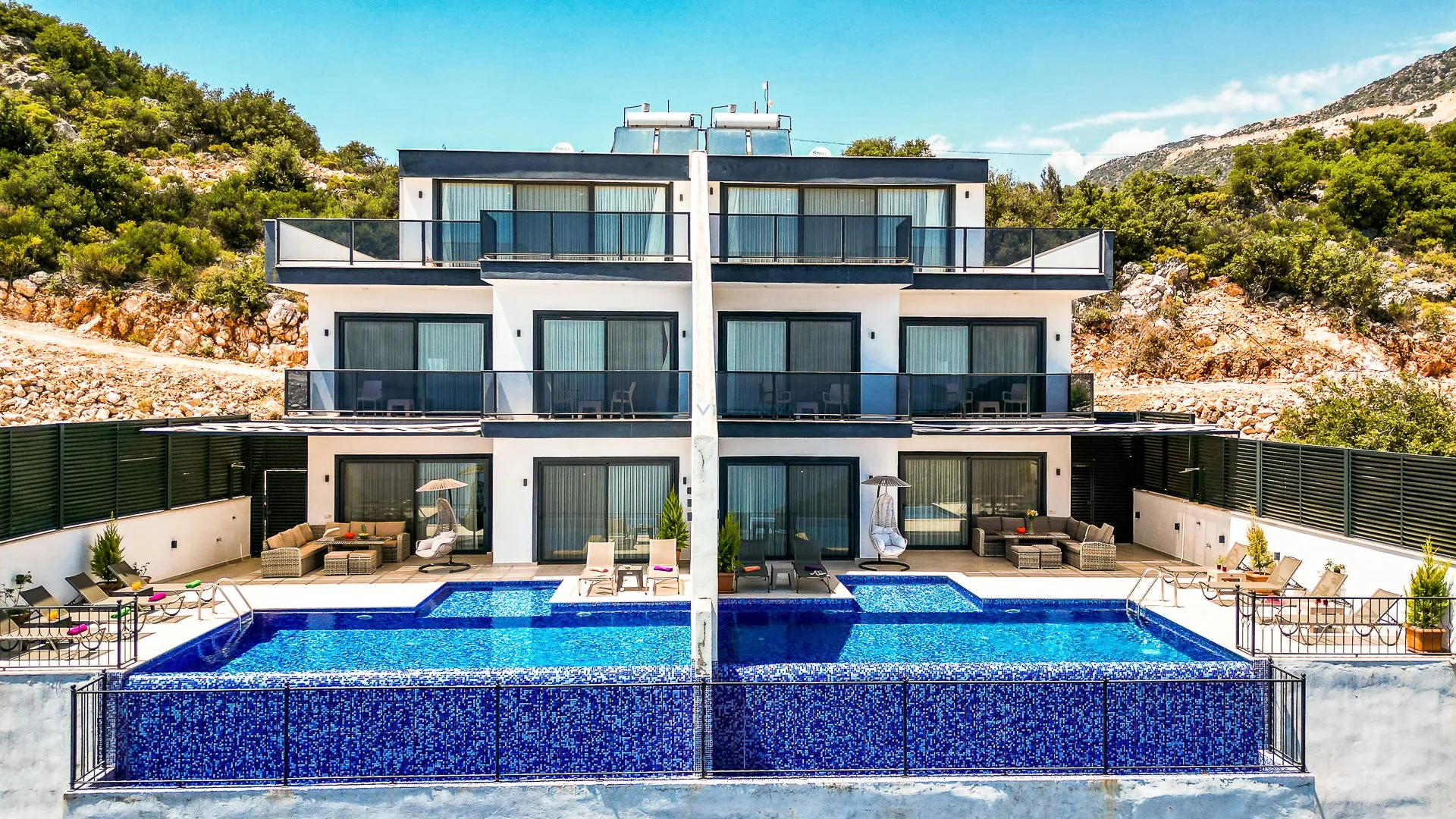 Villa Zara 1 2