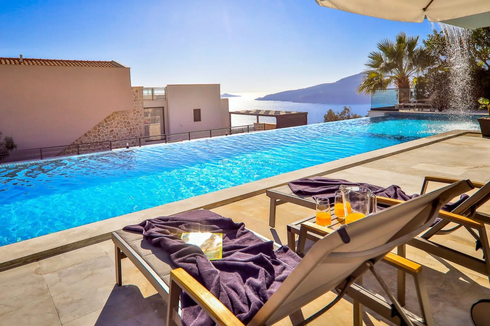 Villa Lavonya