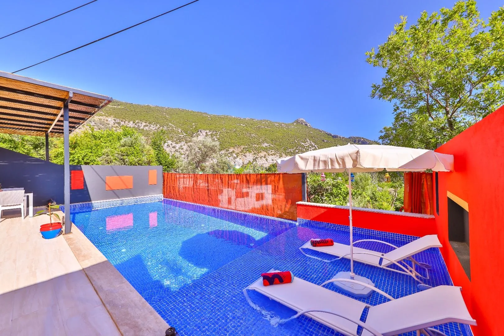 Villa Elif Narçiçeği