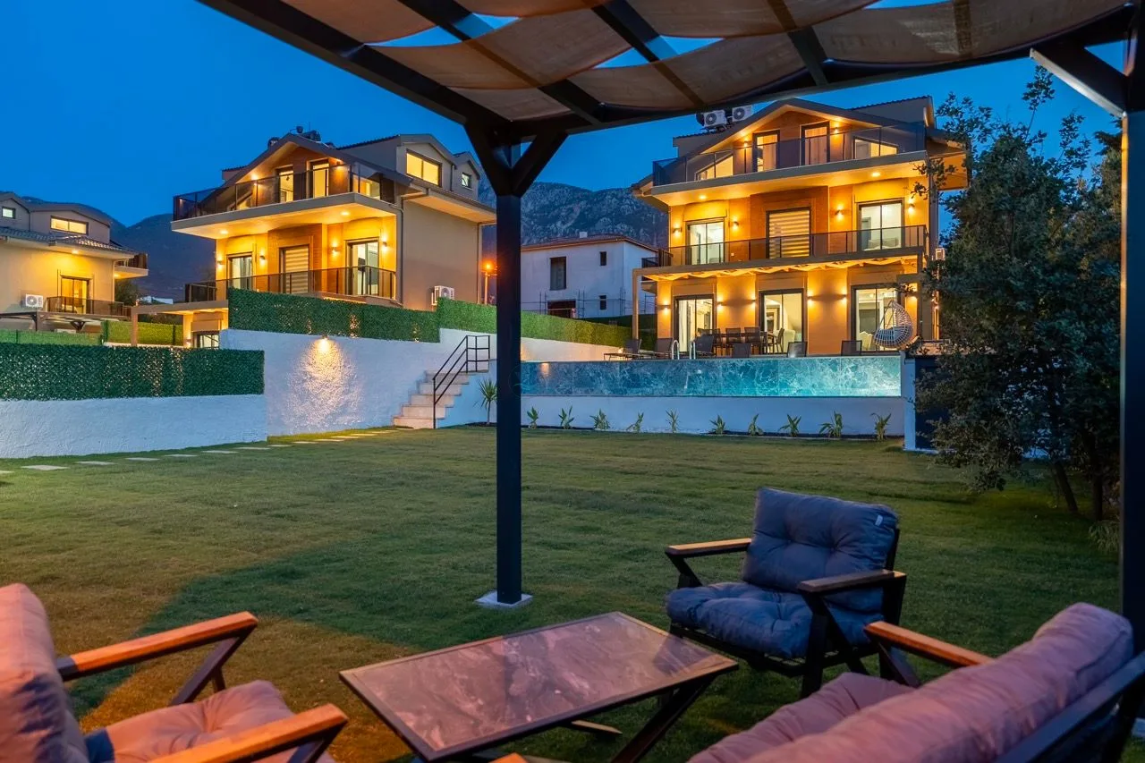 Villa Ay Luxe