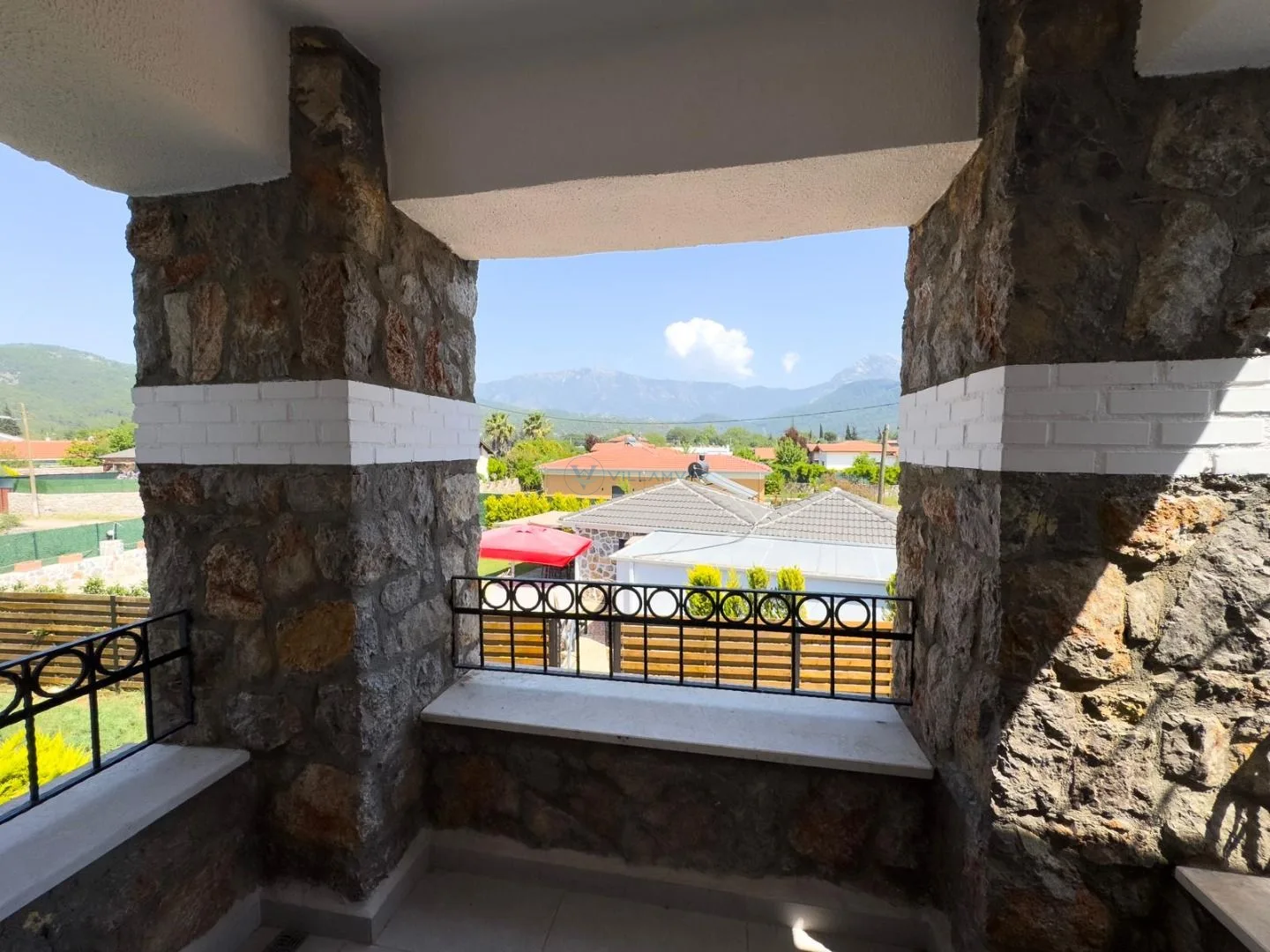 Villa Calyptus