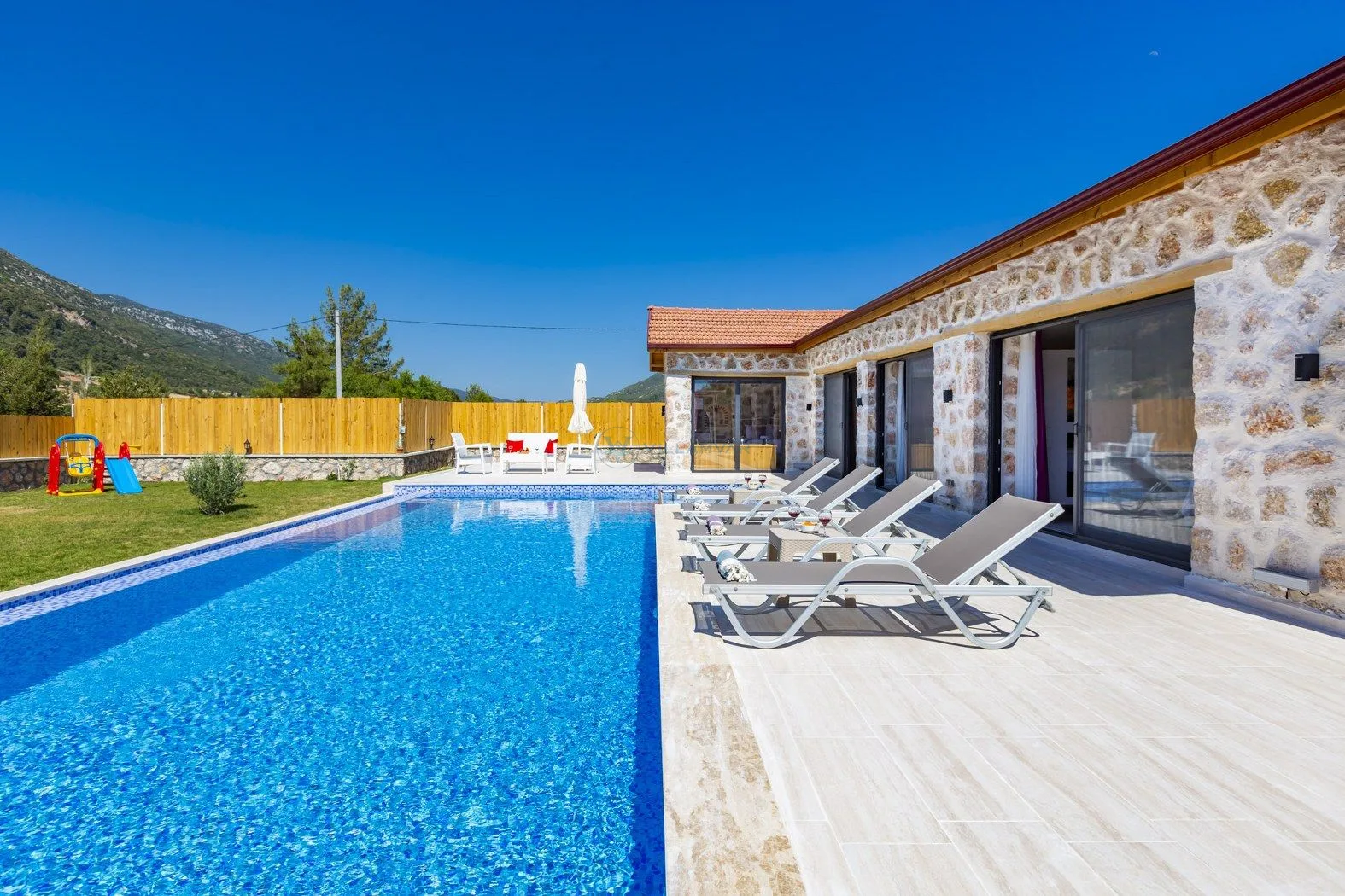Villa Blue Bird
