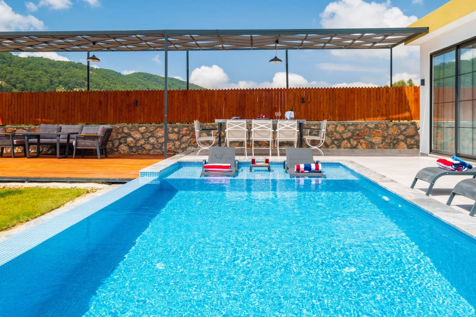 Villa Mavin 2