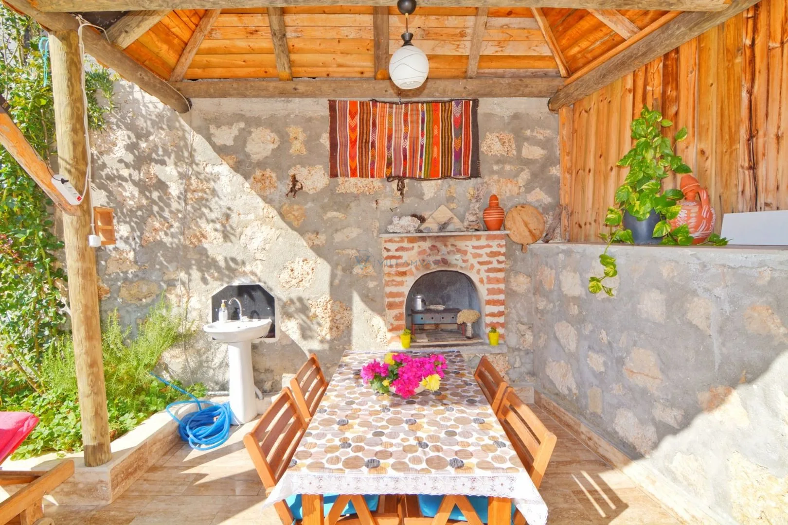 Villa Ayaz