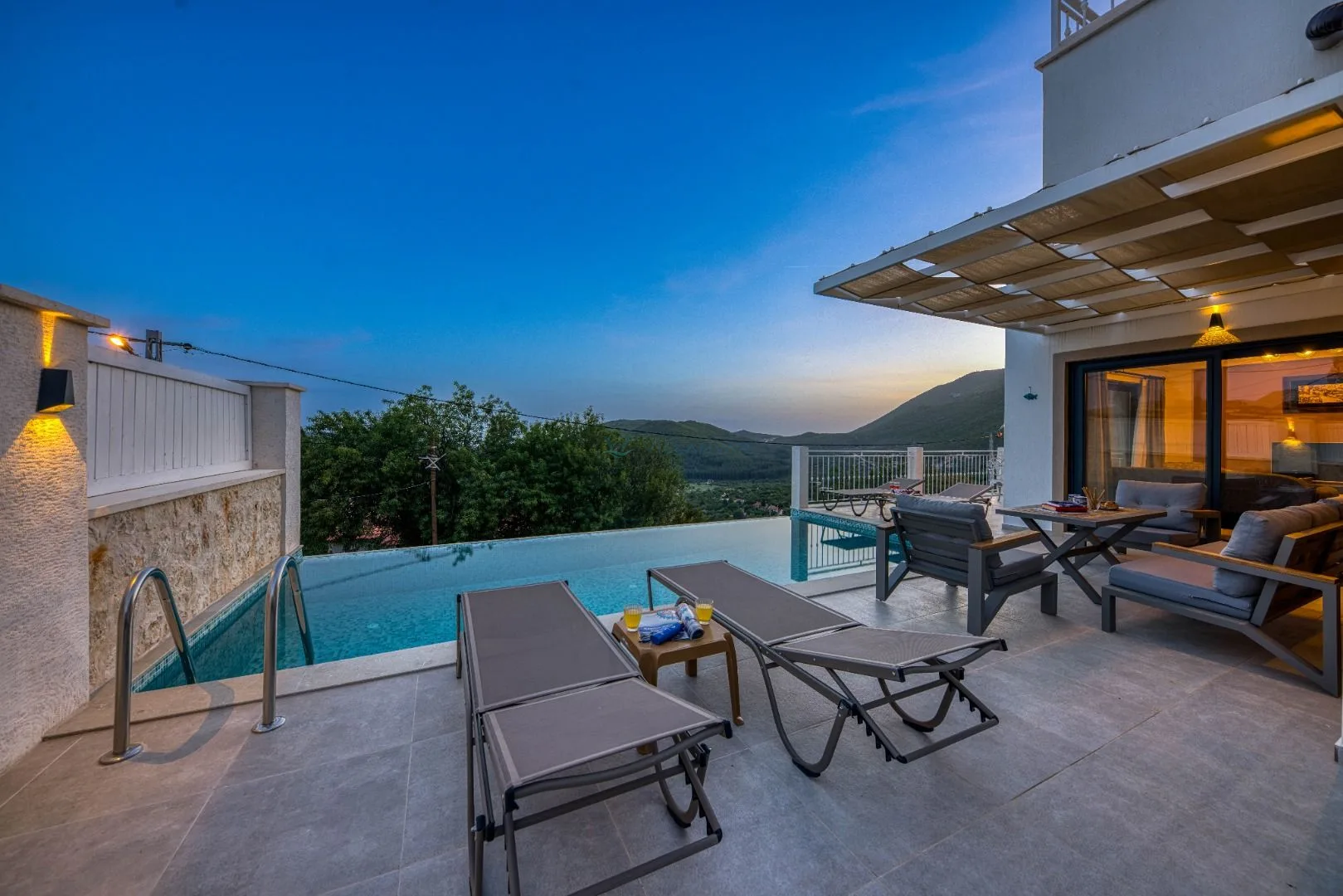 Villa Orientes