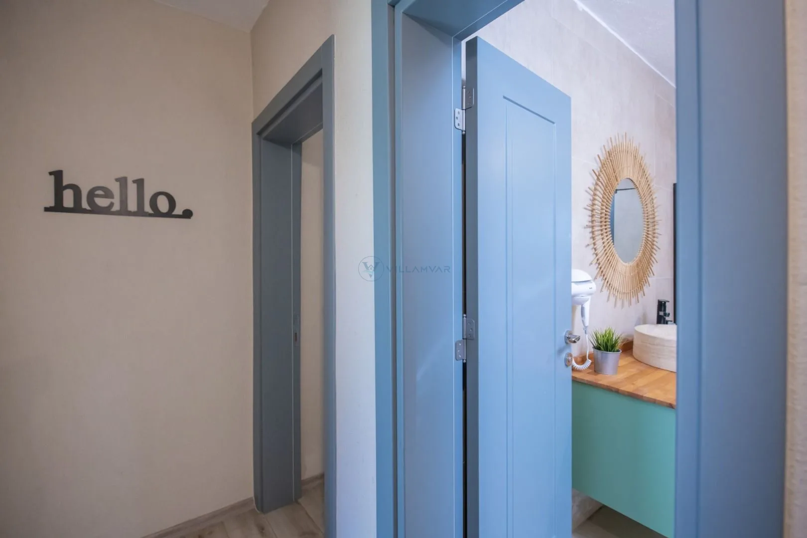 Villa Calvin Mini