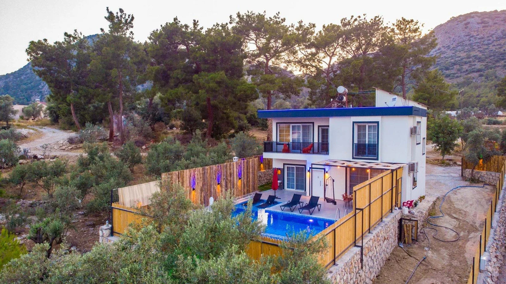 Villa Pine Garden