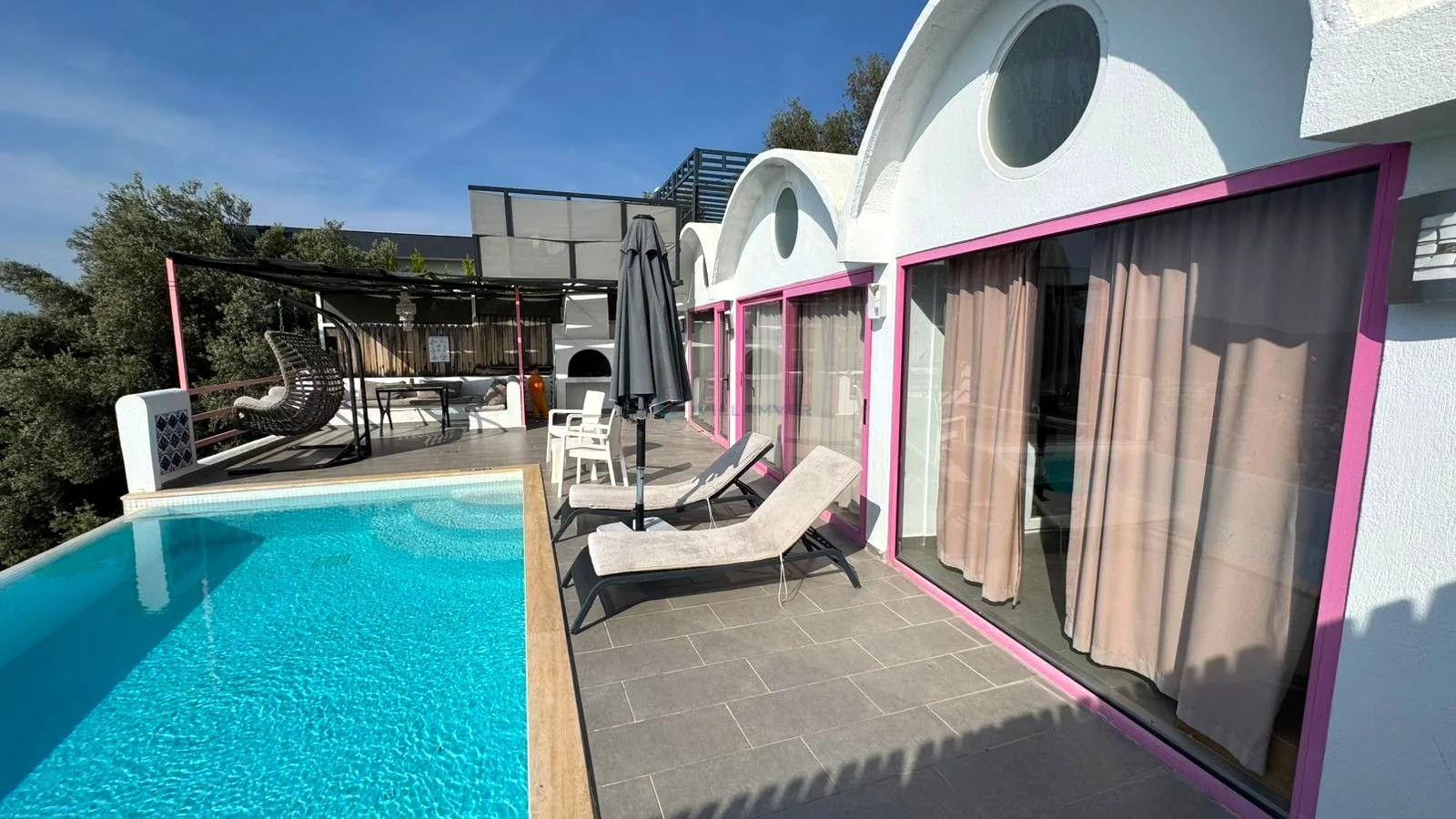 Villa Roxsy 2