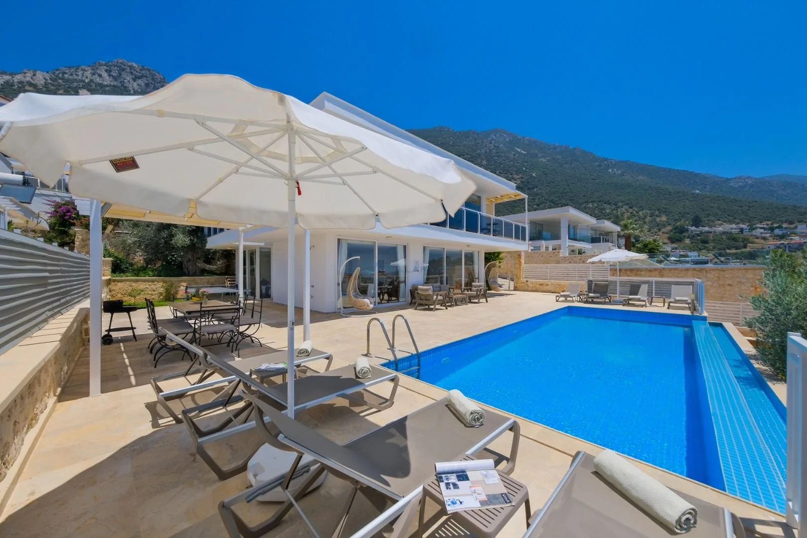 Villa Lumi 2