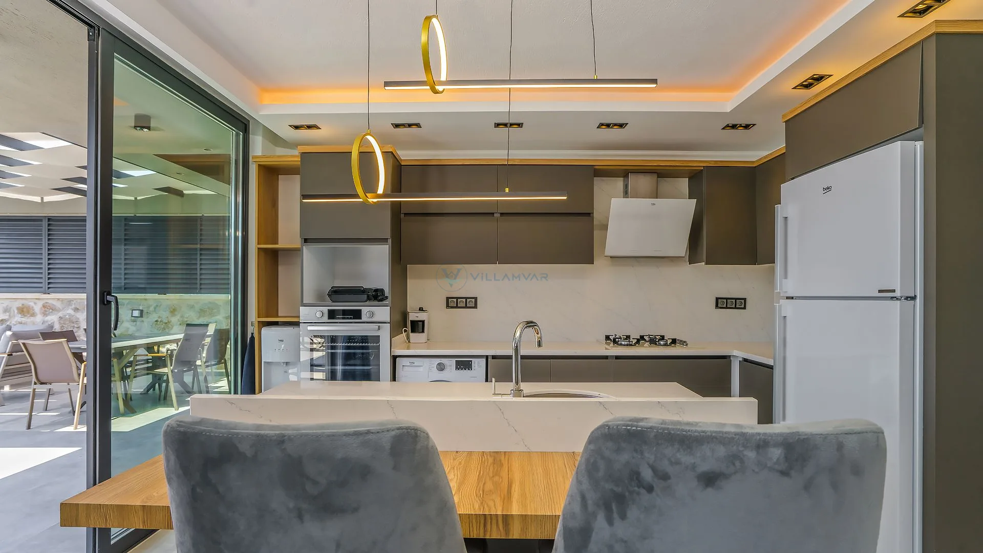 Villa Best Akbel