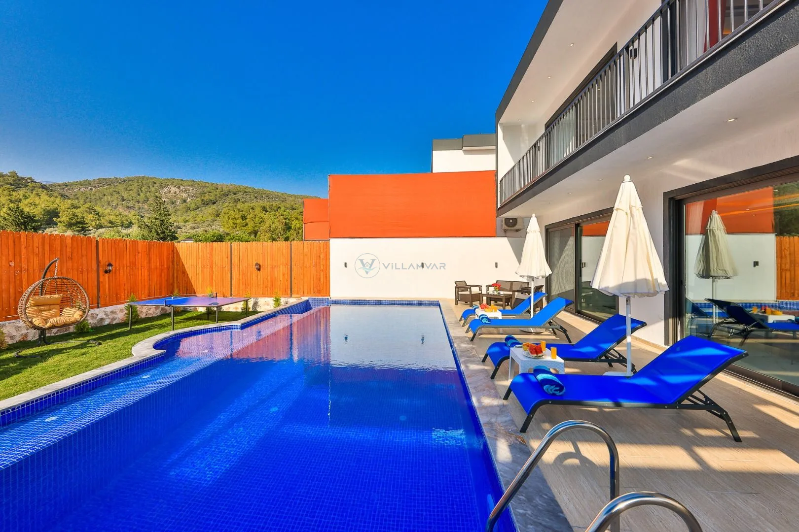 Villa White Castle