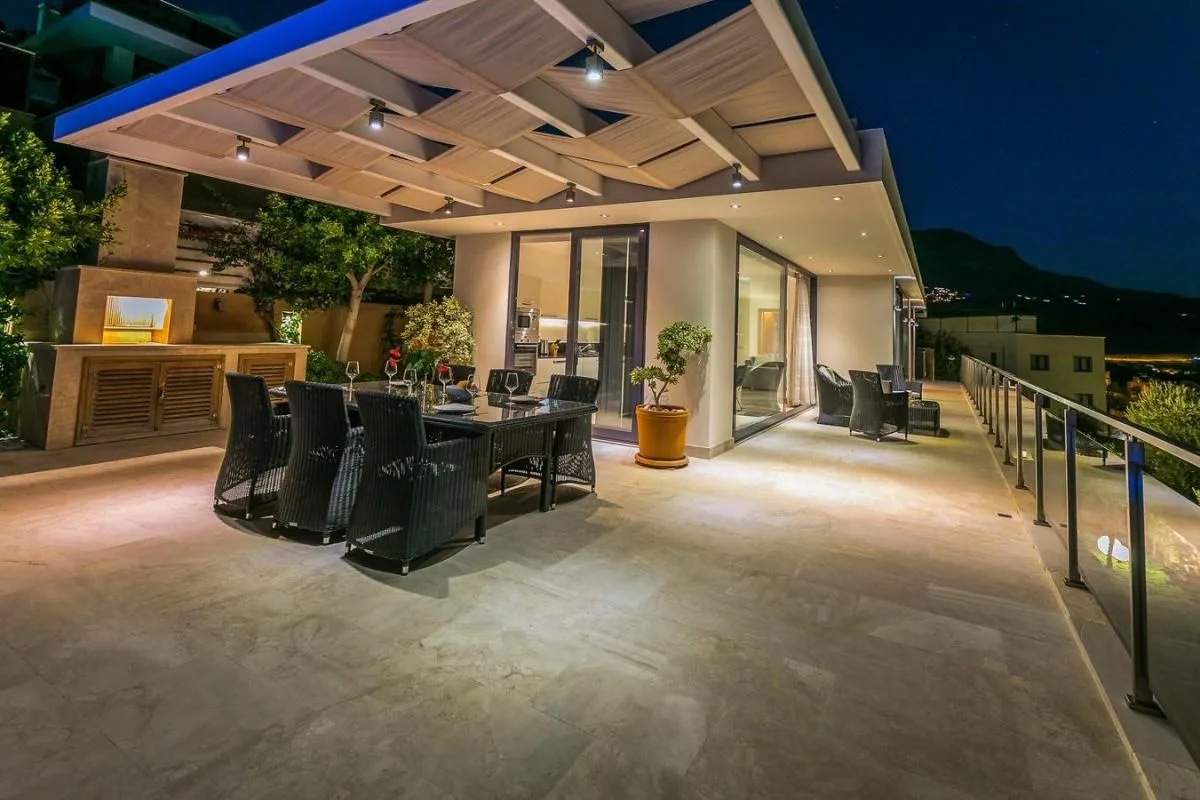 Azure Luxury Villas