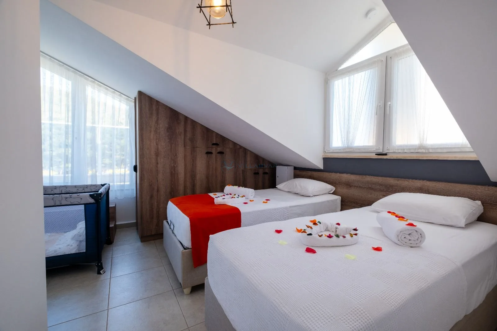 Villa Silver Orkide
