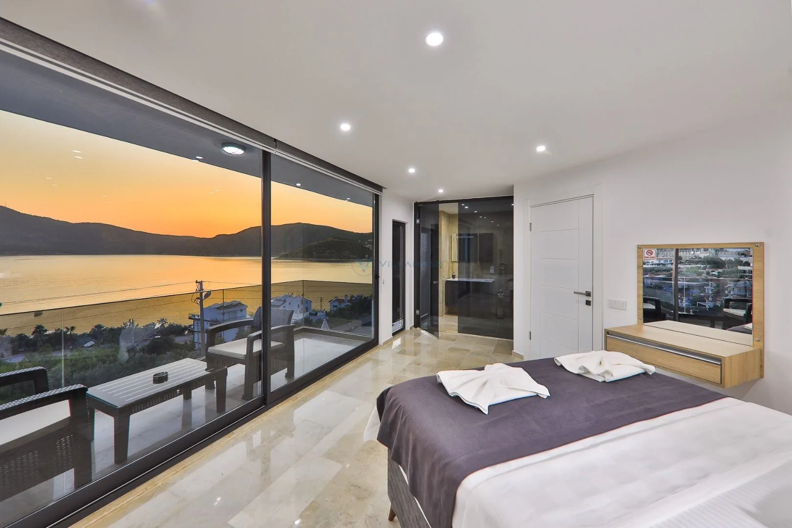 Villa Loca Kışla
