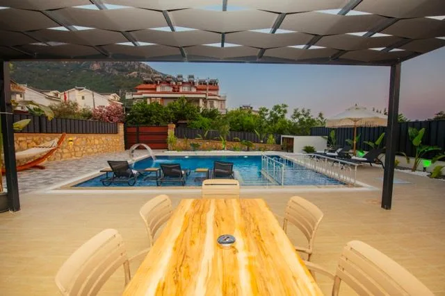 Villa Fullmoon