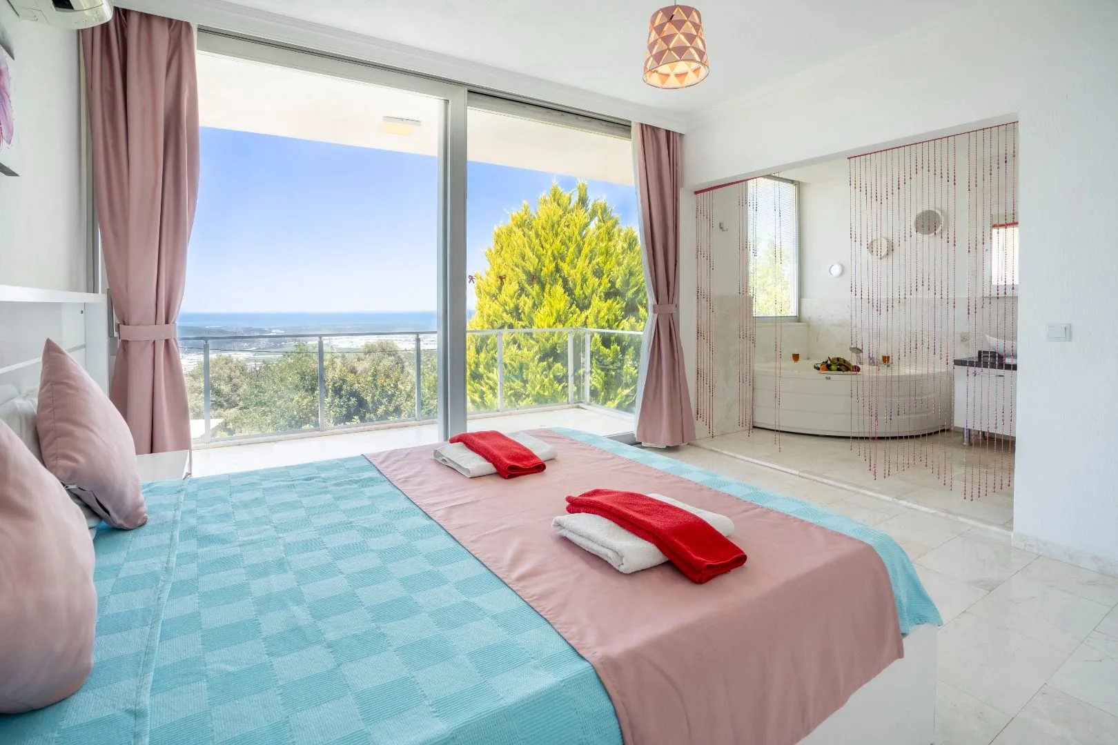 VR Villa Lider