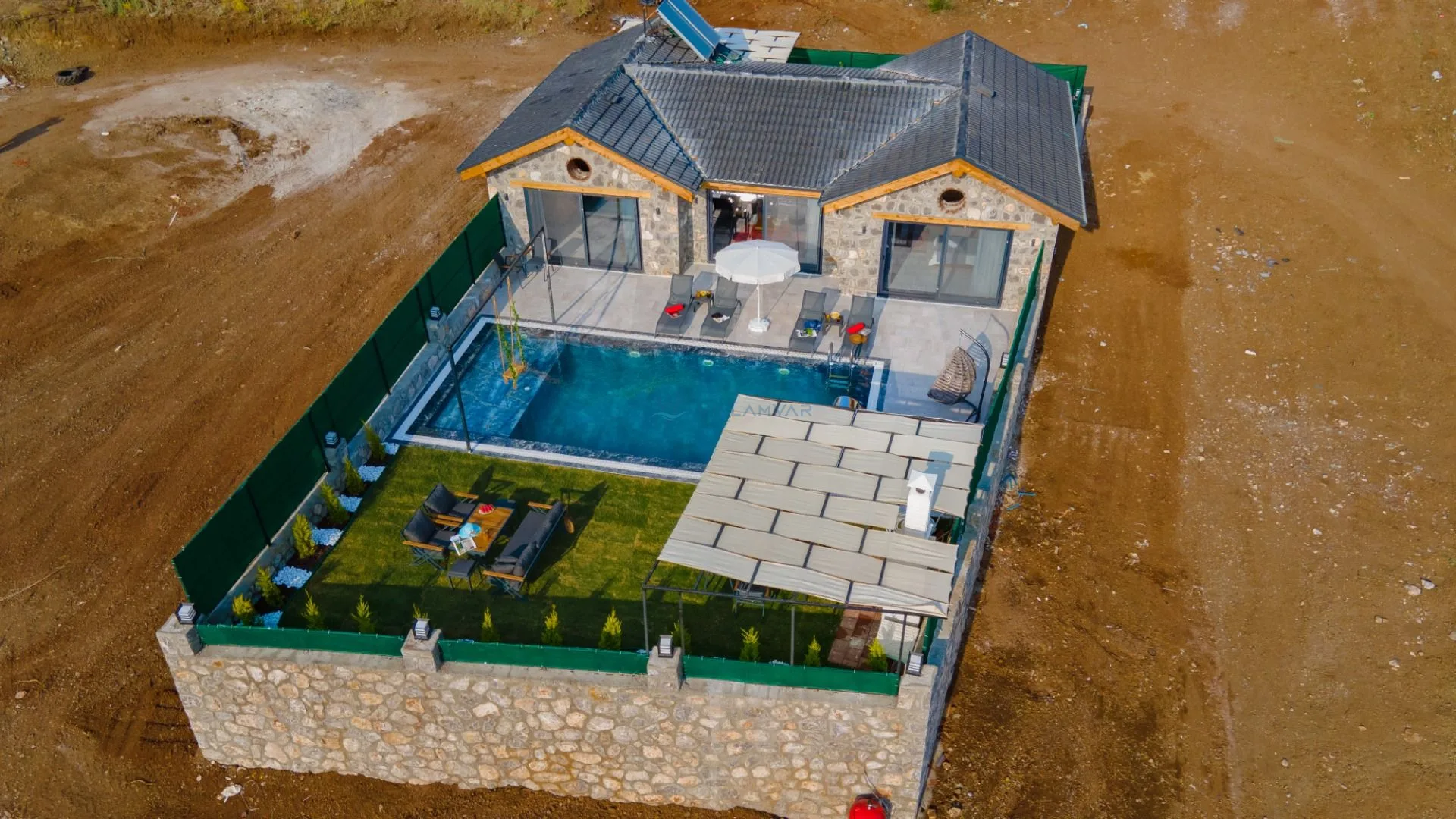 Villa Neva Stone 2