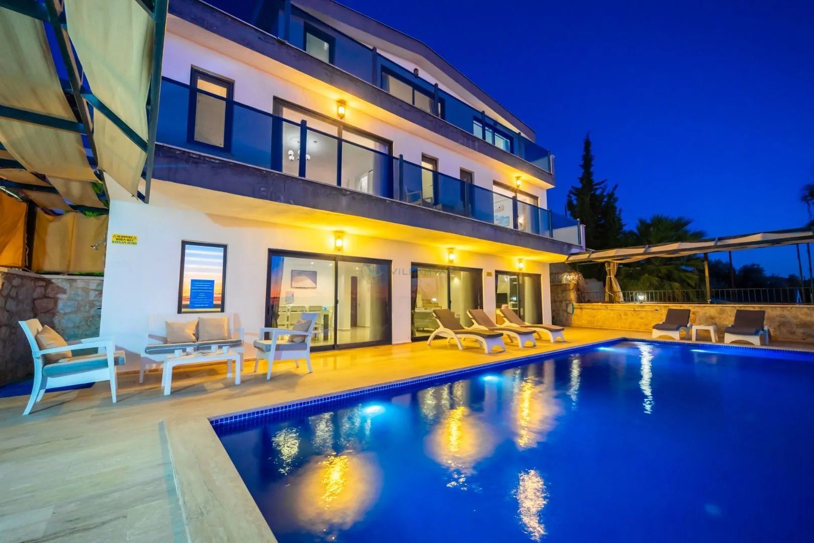 Villa Nisan
