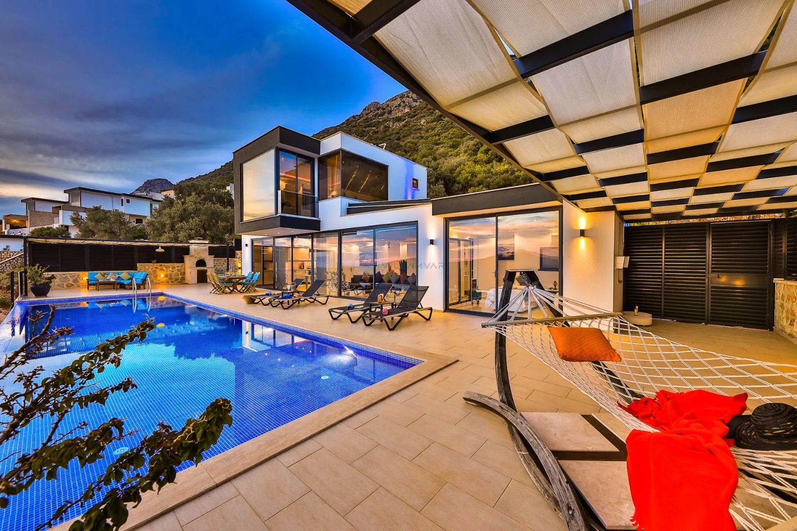 Villa Galaksi