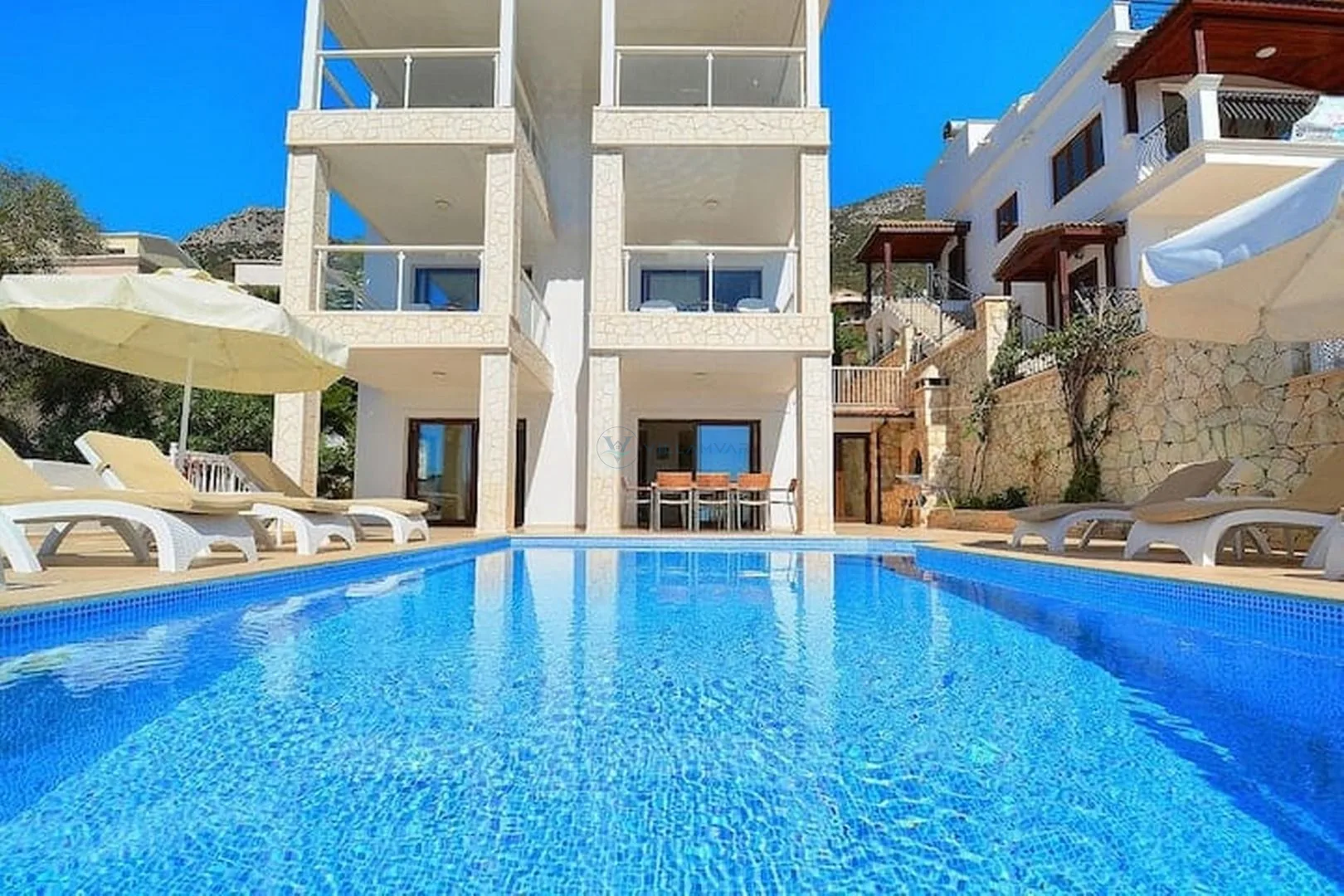 Villa Samsara 07-29