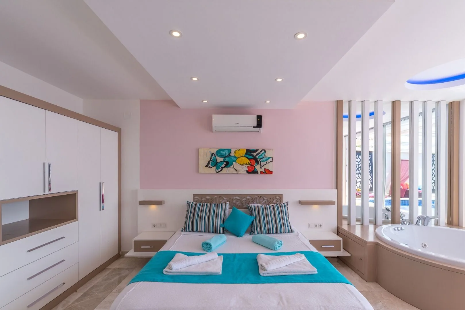 Villa Sood