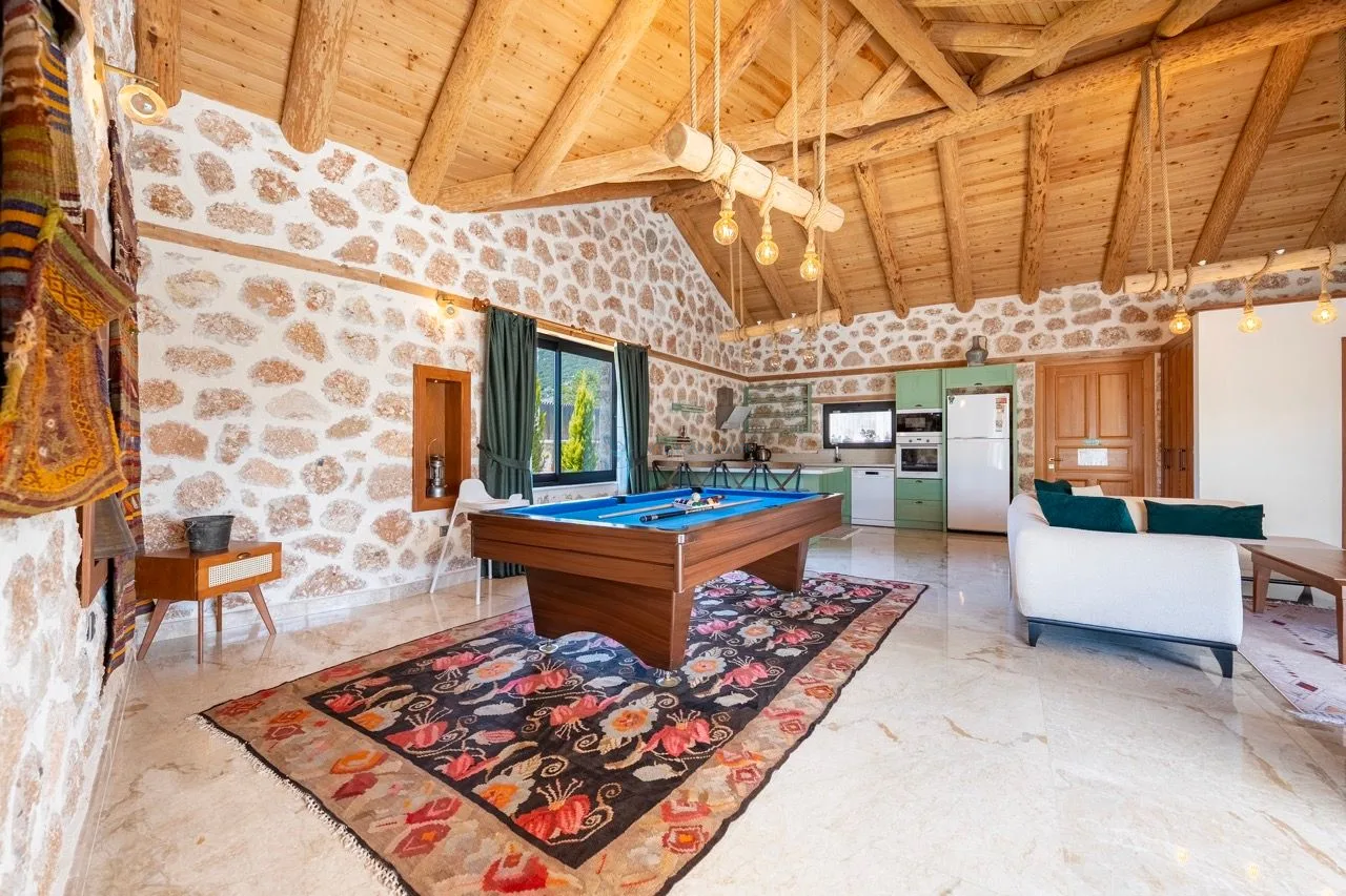Villa Topçu Stone