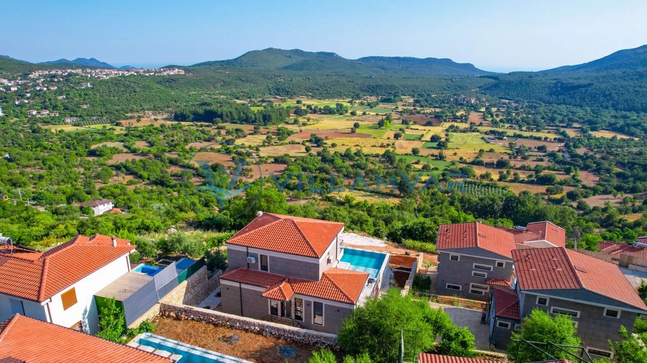 Villa Adilya