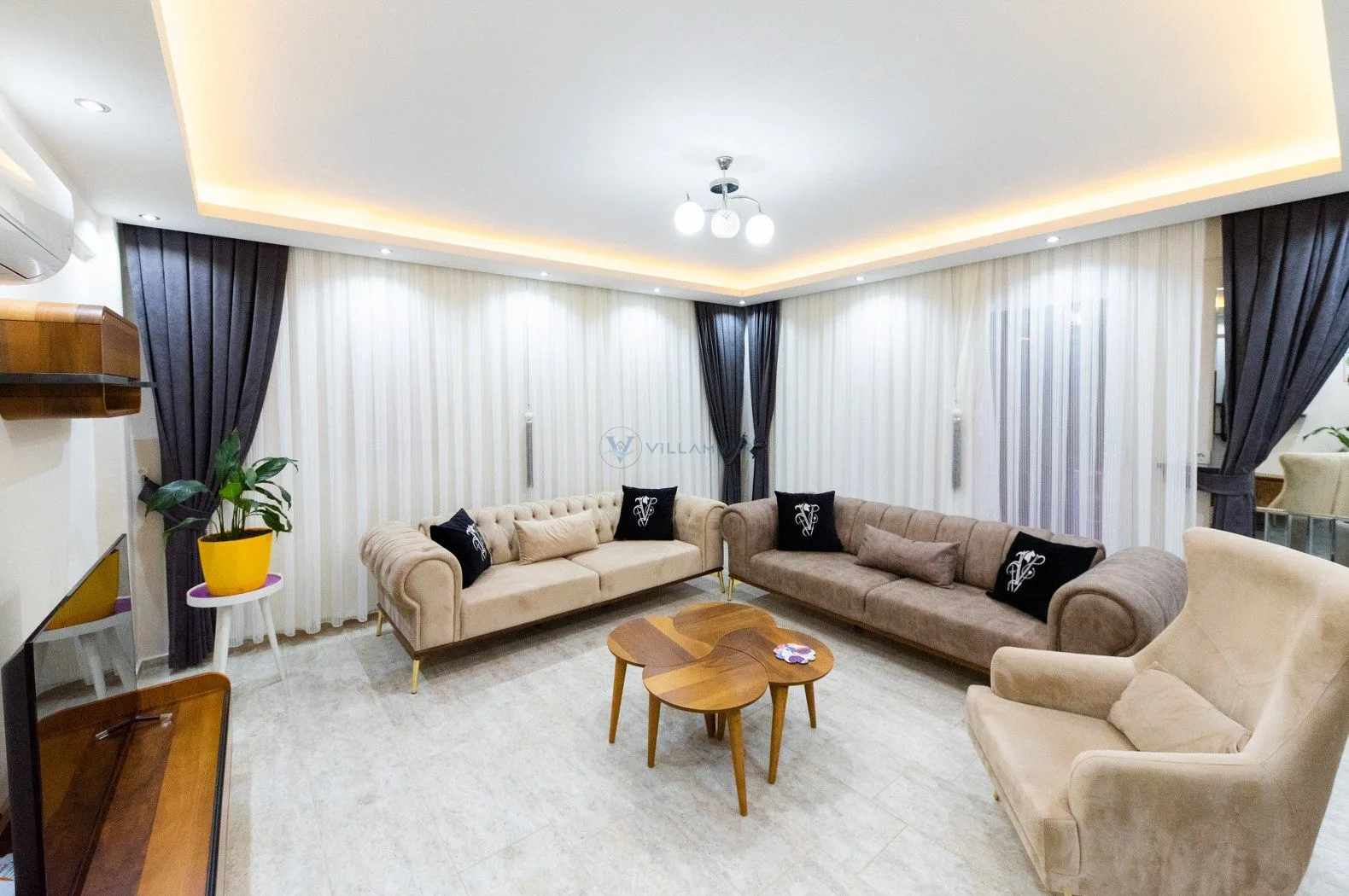 Villa Adelina 2