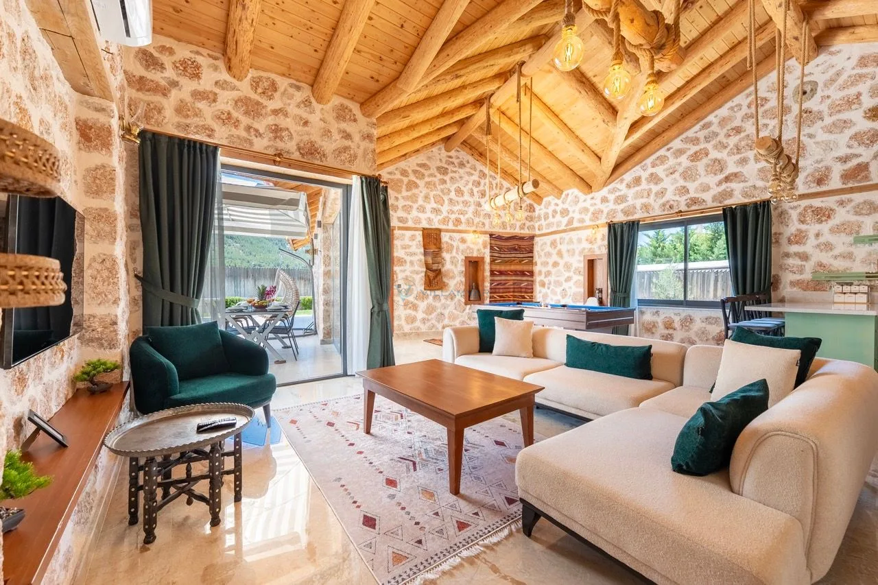 Villa Topçu Stone