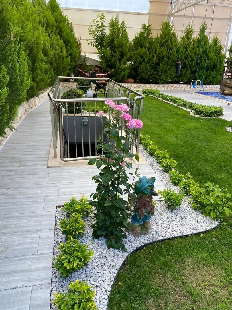 Villa Ali S