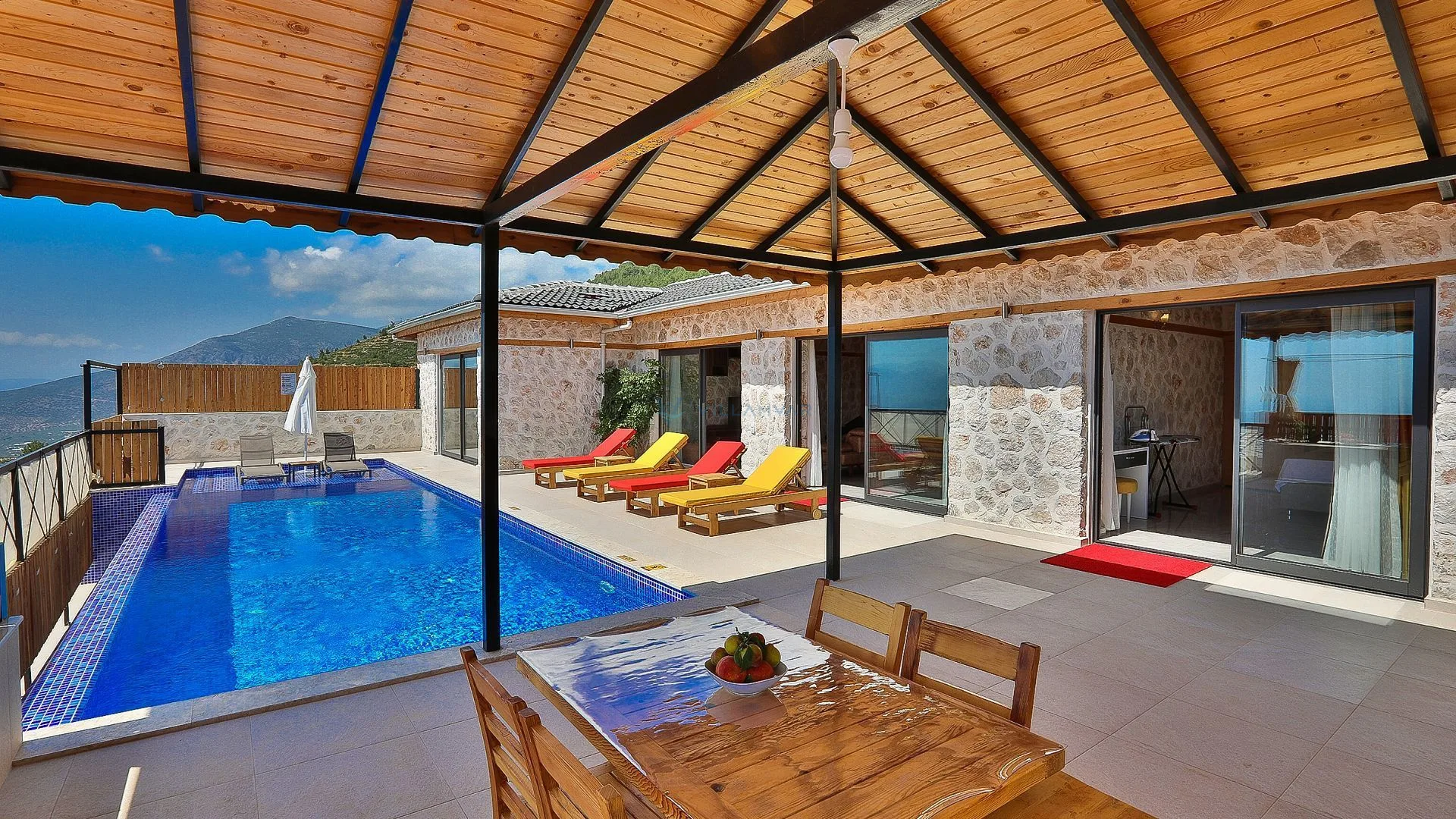Villa Kum Tanesi