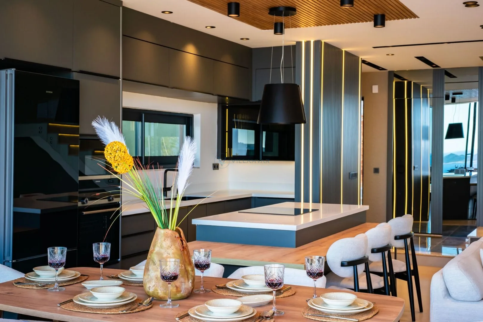 Villa Aura D