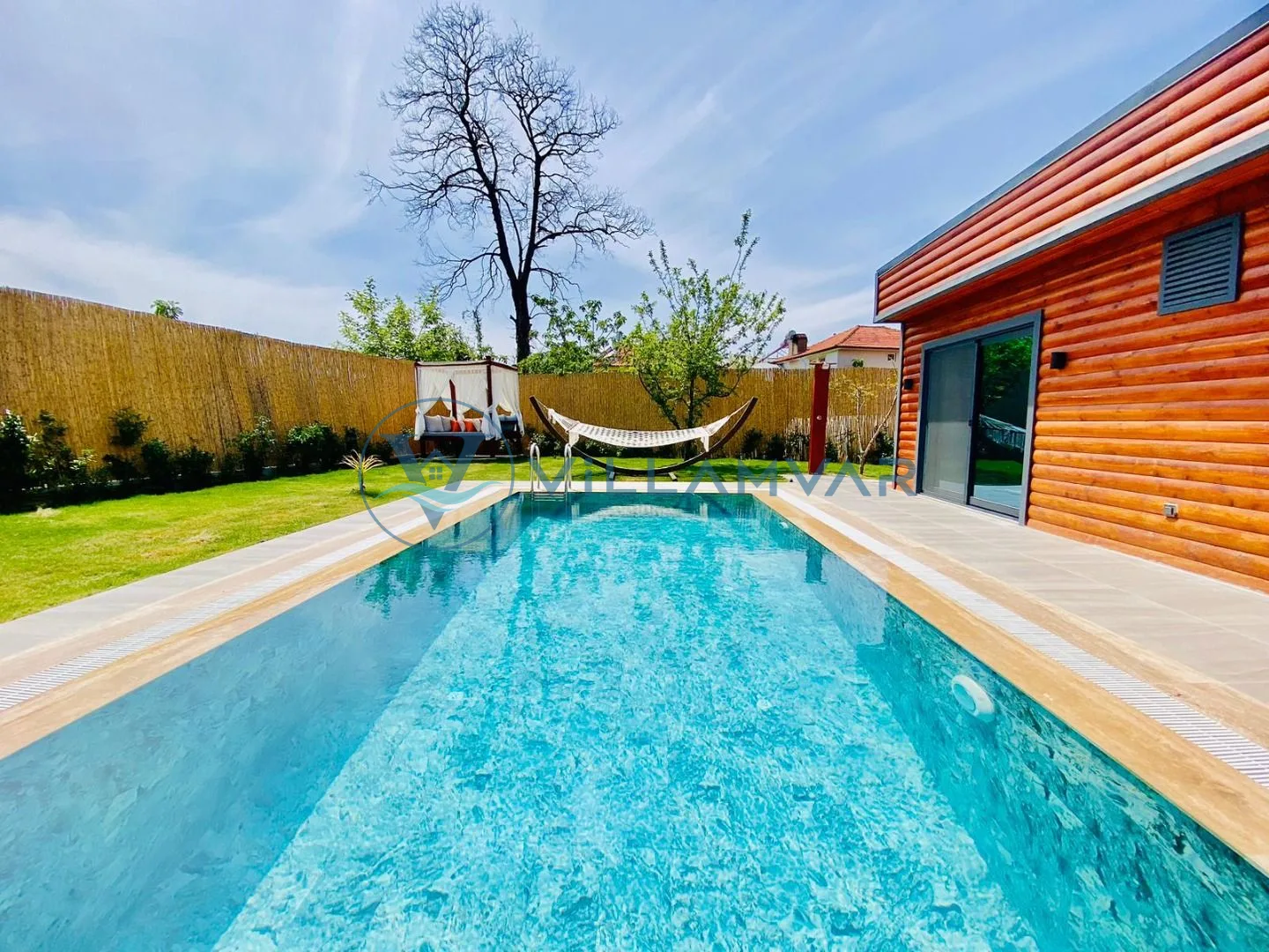 Villa Mellody