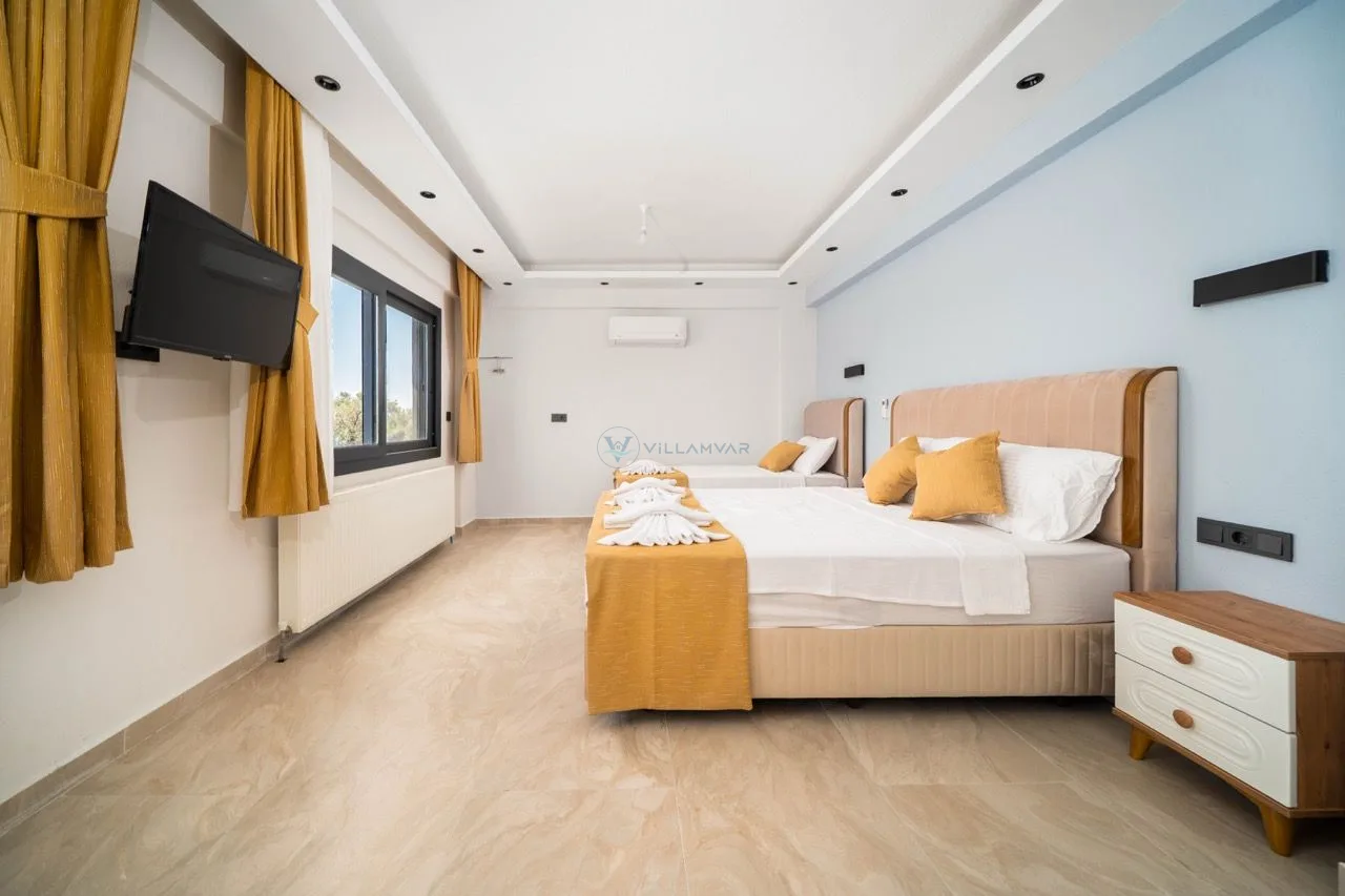 Villa Genesis 2