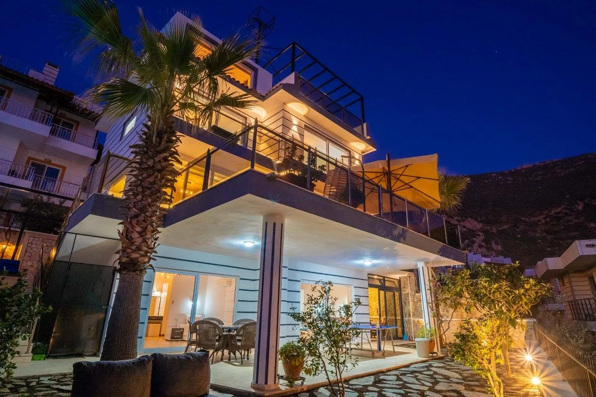 Villa In The Sky