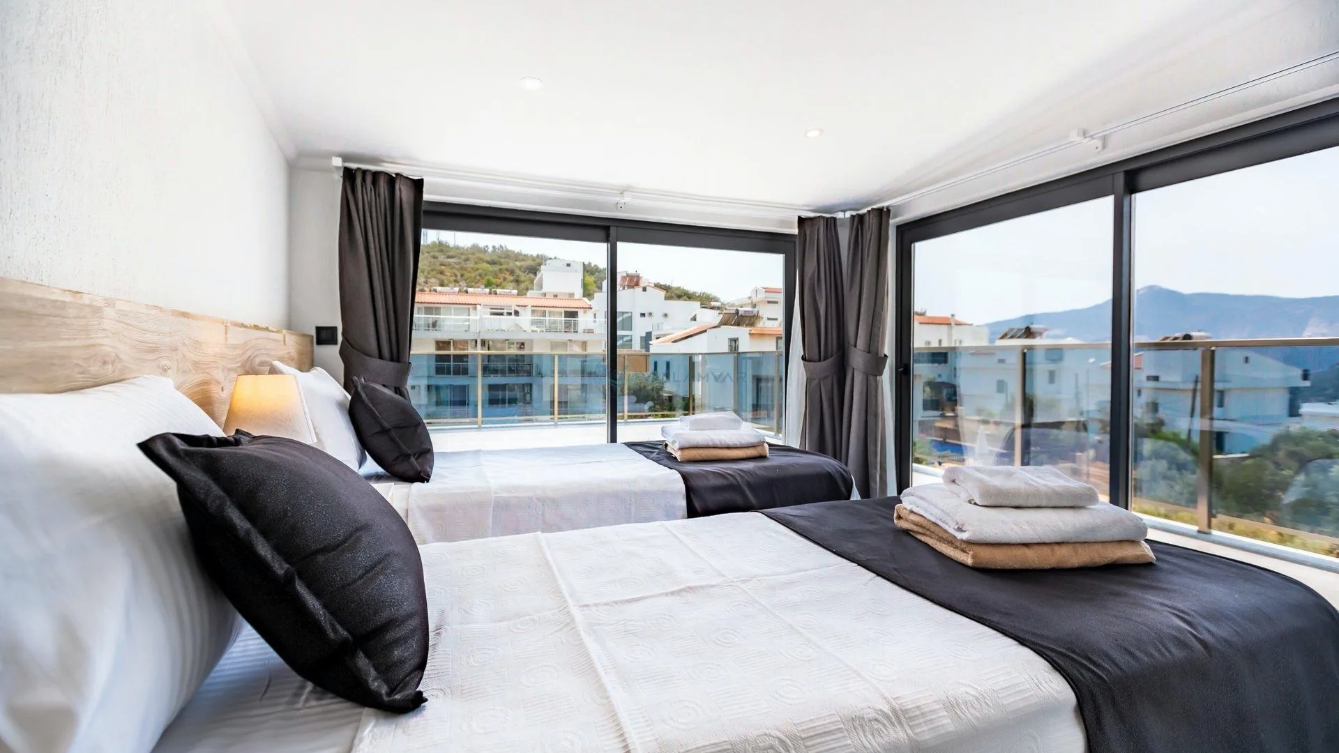 Calix 2 Lipsos Villaları