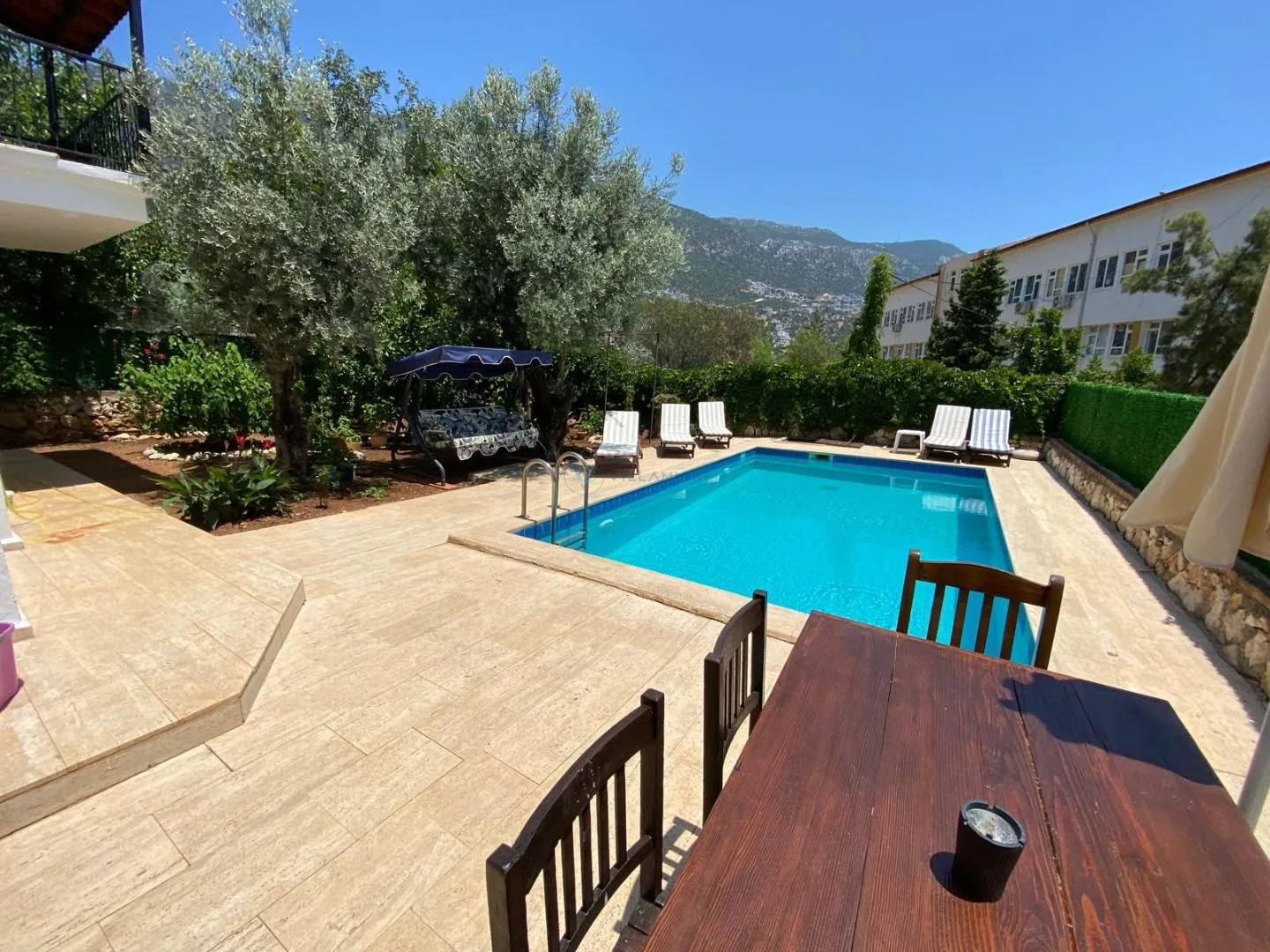 Villa Leton Kleo 2