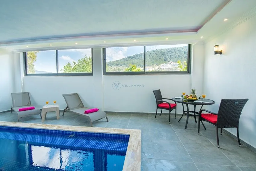 Villa Nar Çiceği