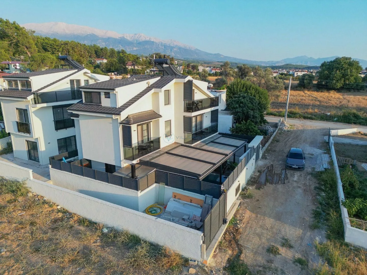 Villa Lily