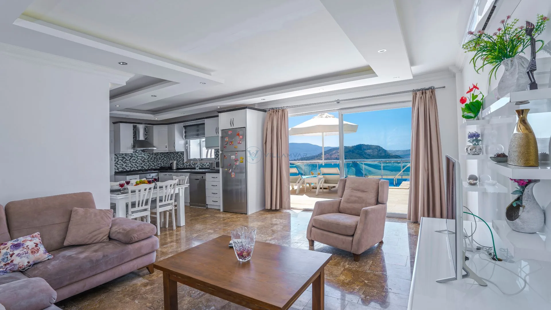 Bbvl Villa Mono