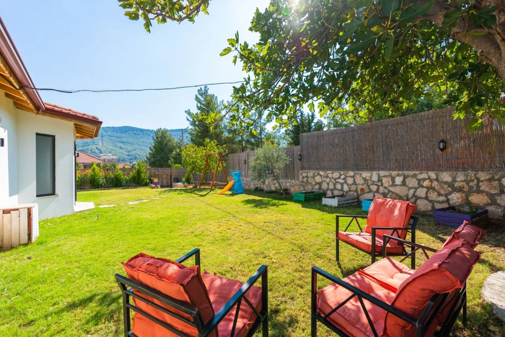 Villa Zelyus