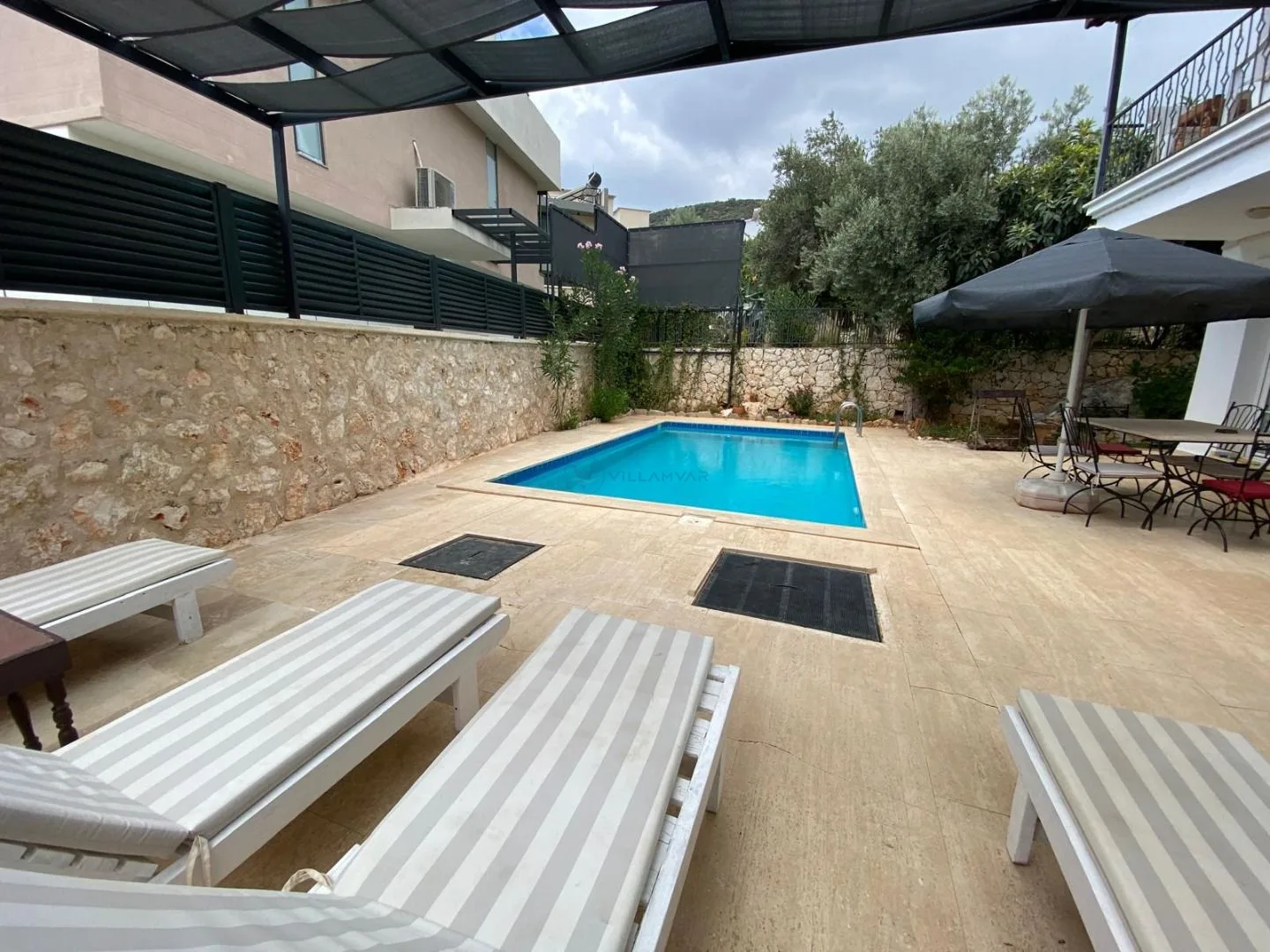 Villa Leton Kleo 1