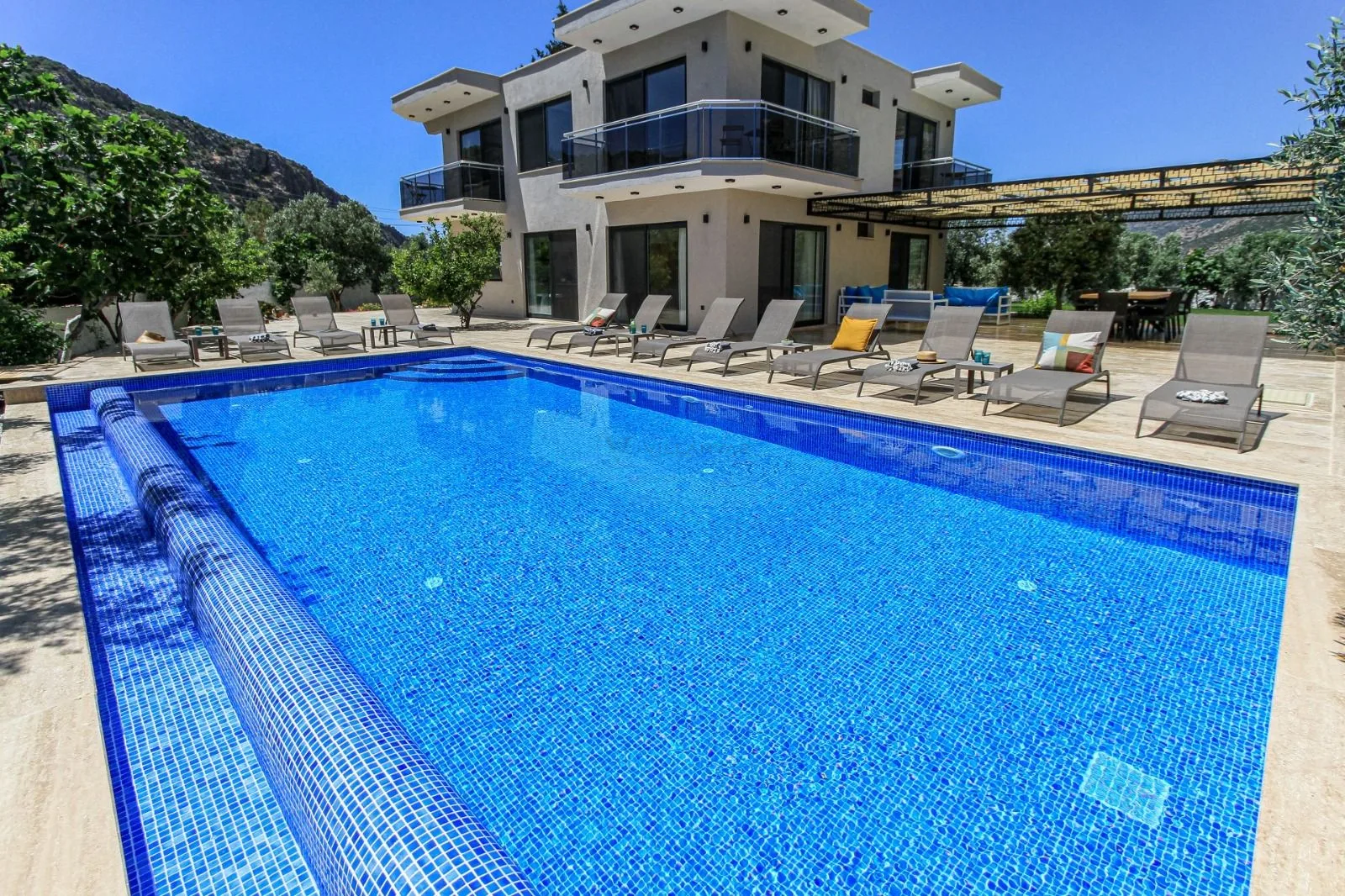 Villa Aristo